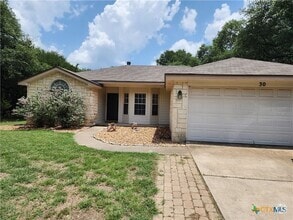 Building Photo - 30 Willow Run Dr