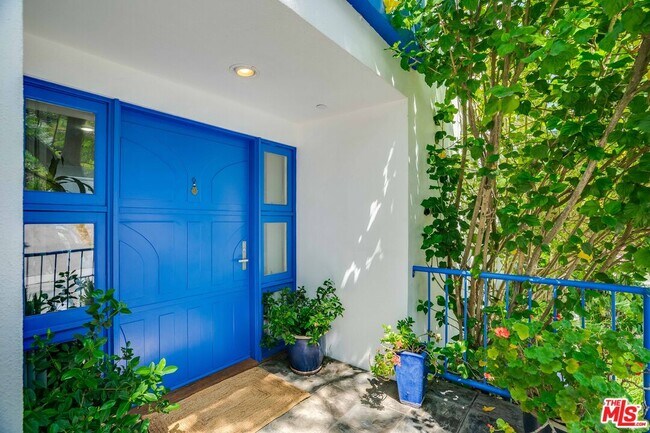 Building Photo - 2397 Nalin Dr