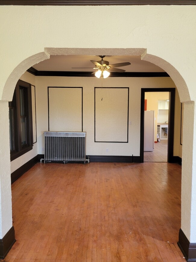 Building Photo - 3718 W Vliet St