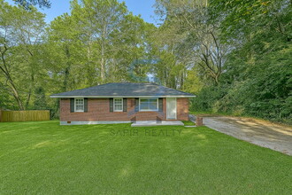Building Photo - 3539 Tulip Dr