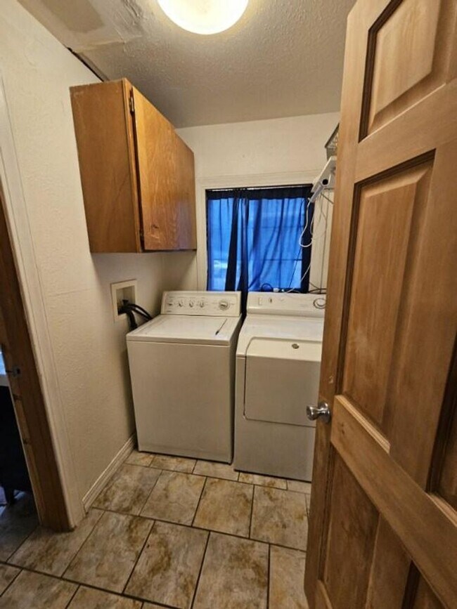 Foto del edificio - 1923 8th Ave N