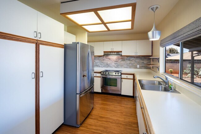 Building Photo - Two-Story Single Family Home with PV in Mililani - Available July 1, 2026