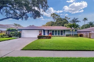 Building Photo - 2958 Meadow Wood Dr