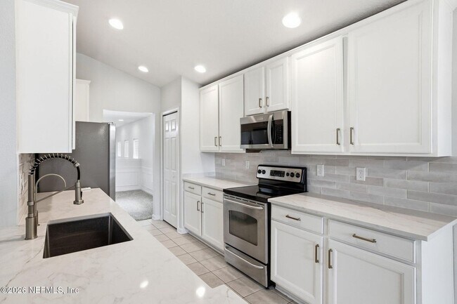 Foto del edificio - 6726 White Blossom Cir