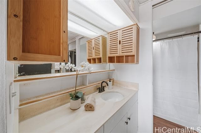 Building Photo - 1717 Mott Smith Dr