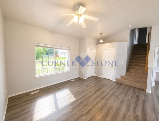 Building Photo - Bright & Open 3-Bedroom Home with 3-Car Garage & Fully Fenced Backyard