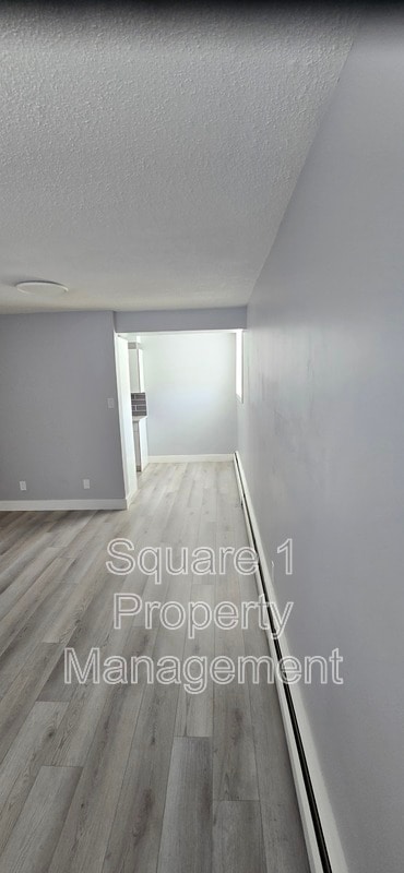 Building Photo - 5110-5106 106 St