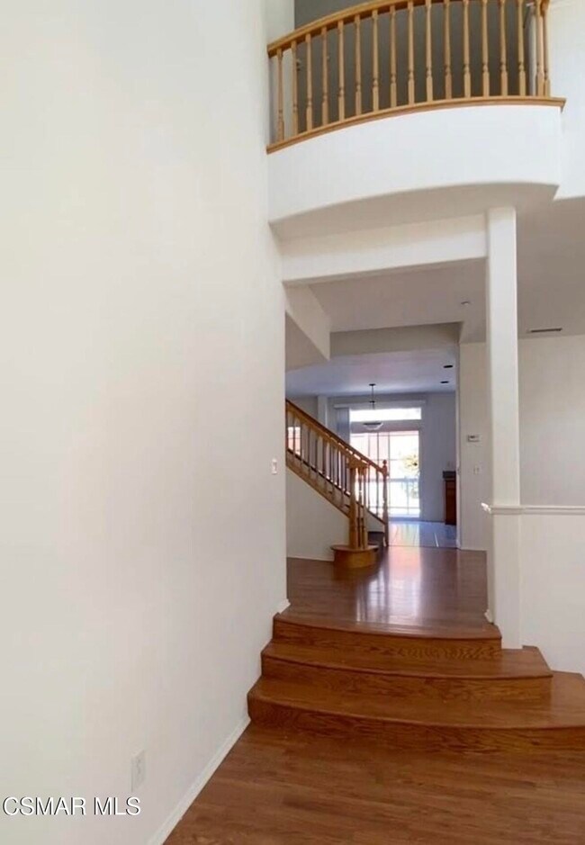 Foto del edificio - 4833 Mascagni St