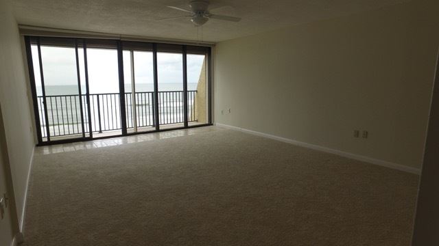 Foto del edificio - 2200 Ocean Dr S