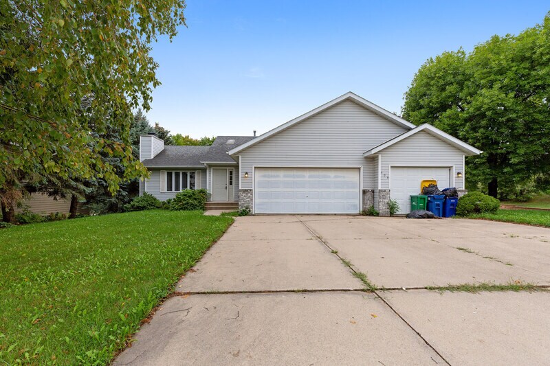 Foto principal - 403 Littleford Ln