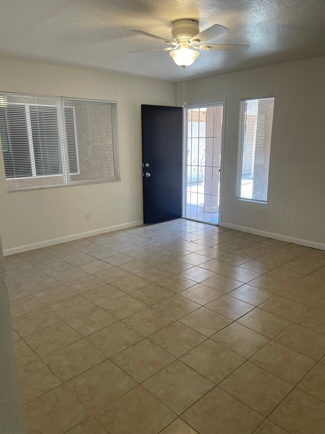 Building Photo - 4654 33rd St