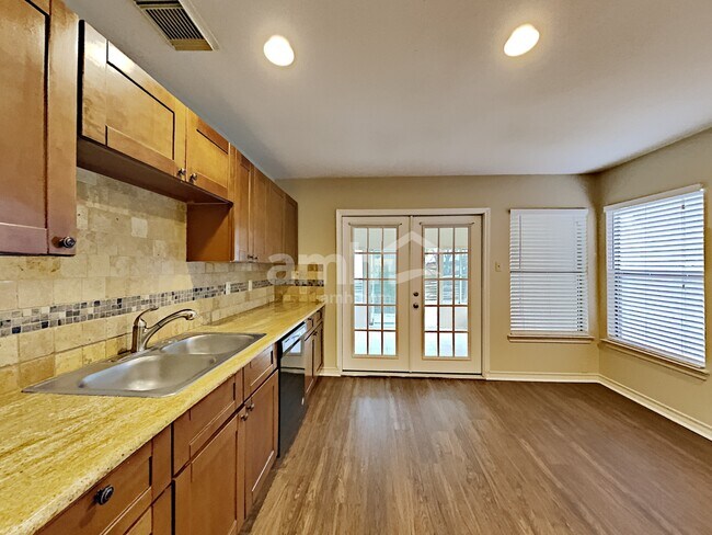 Building Photo - 8010 Manderly Place