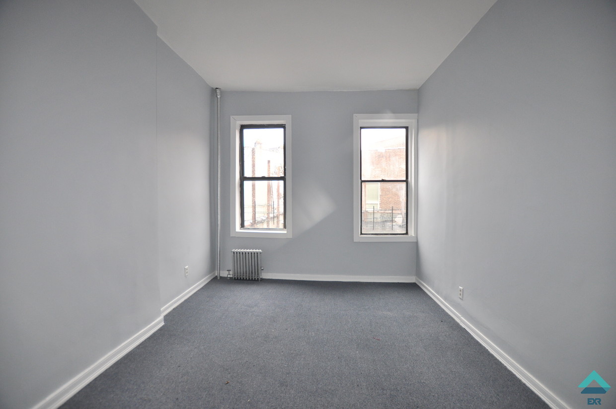 Foto principal - 1389 Flatbush Ave