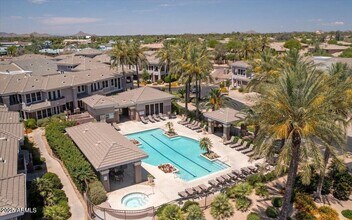 Building Photo - 15221 N Clubgate Dr