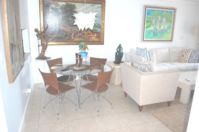 Foto del edificio - 2770 Garden Dr S