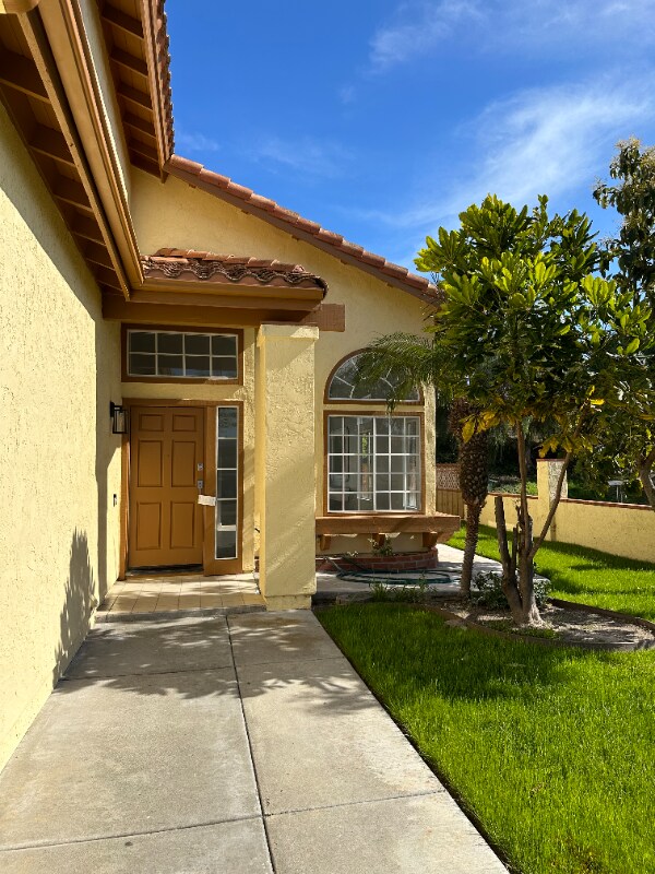 Foto del edificio - 1774 Sunny Crest Ln