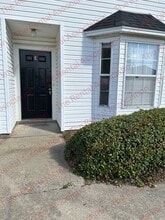 Building Photo - 2907 Evangeline St