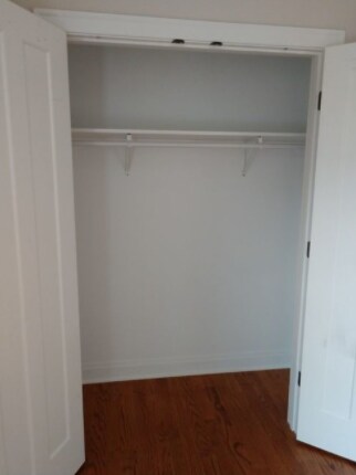 Foto del edificio - 2704 W Ainslie St