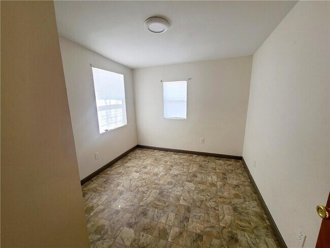 Foto del edificio - 309 Hackberry St