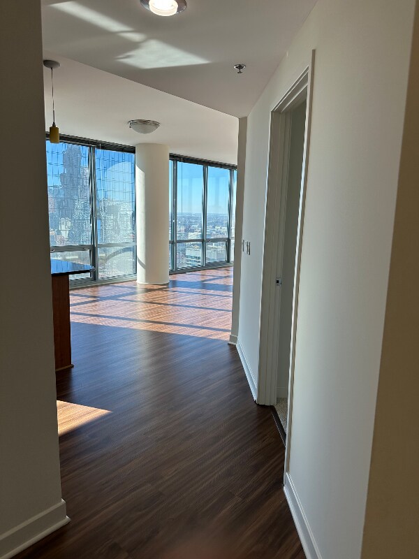 Foto del edificio - 1277 S Michigan Ave