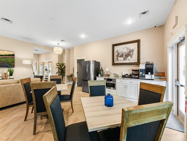 Building Photo - Drexel Hill Apartments