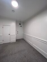 Building Photo - 2341 York Ave