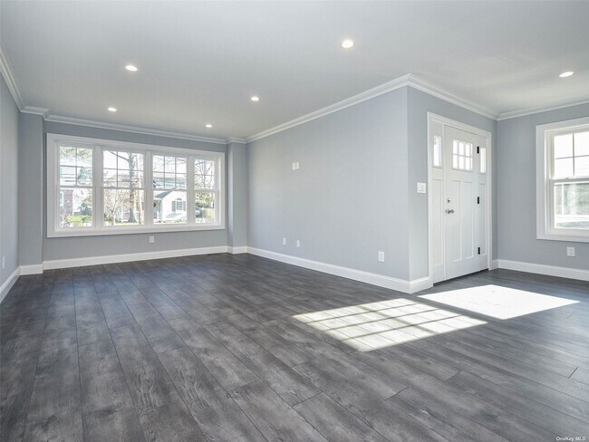 Building Photo - 21 Juniper Rd