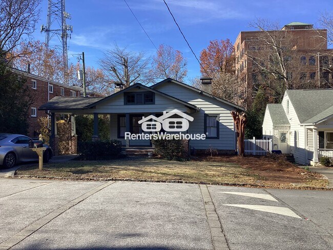 Building Photo - 3226 Mathieson Dr NE