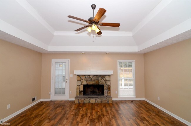 Foto del edificio - 4 br, 3 bath House - 4310 Oakbriar Place