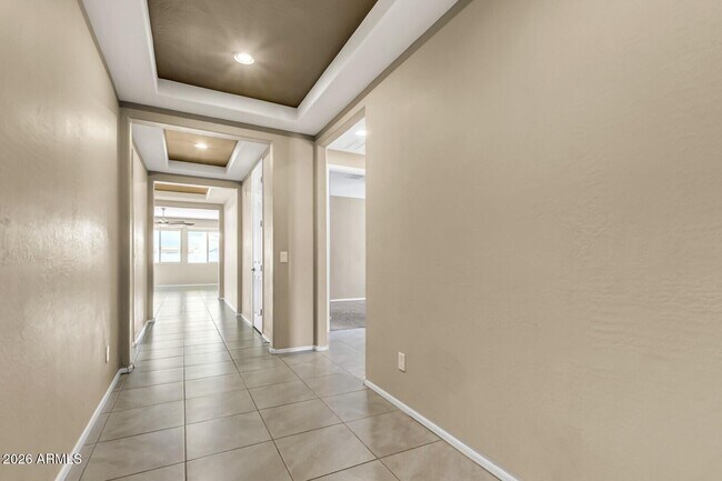 Building Photo - 5429 W Lydia Ln