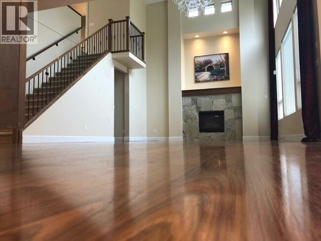 Building Photo - 10686 Kimola Way