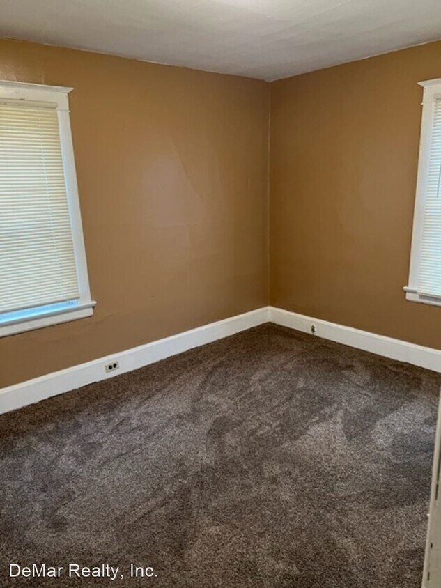 Foto del edificio - 2 br, 1 bath House - 1800 Midland Ave