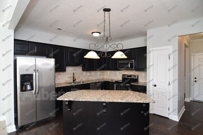 Foto del edificio - 1707 Dunmore Ave