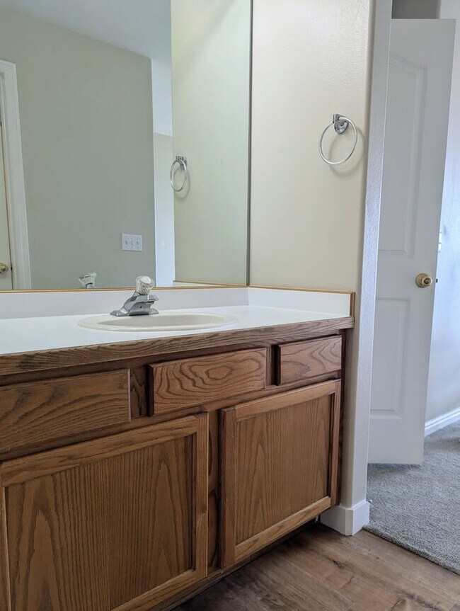 Building Photo - Countrywoods Condo 1274 S