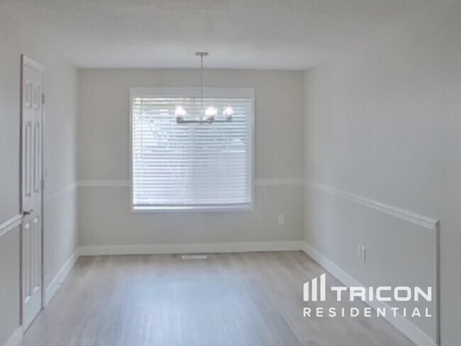Foto del edificio - 15714 NE 42nd St