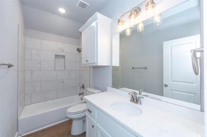 Building Photo - 5007 Peacock Ln