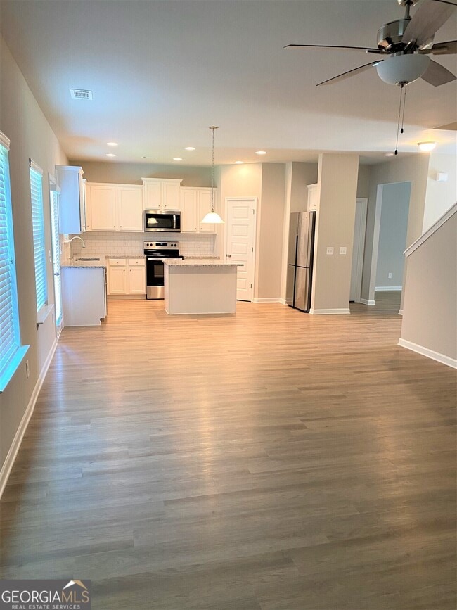 Building Photo - 216 Finley Dr