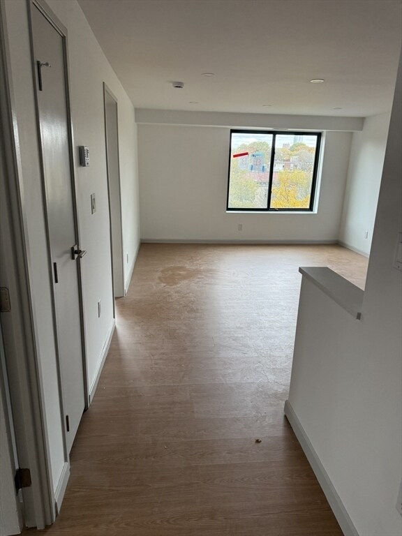 Foto principal - 1243 Beacon St