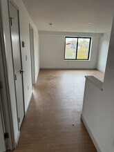 Building Photo - 1243 Beacon St