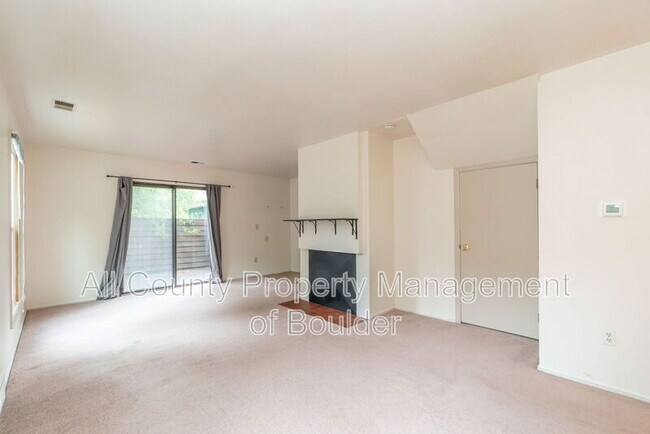 Building Photo - 1817 Grove St