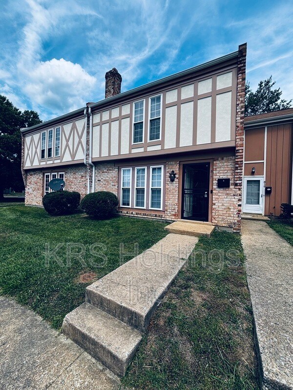 Foto del edificio - 817 Pleasant St