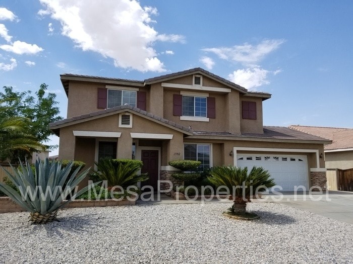 5 Bedroom 3 Bathroom Home in Victorville House Rental in Victorville