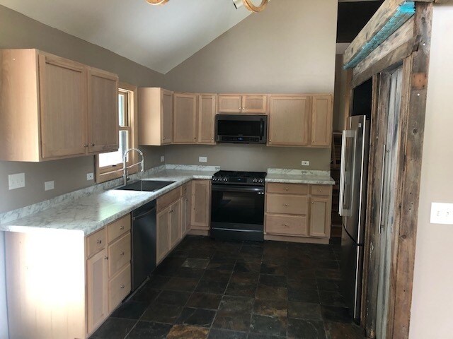 Foto del edificio - 3931 Bertrand Ln