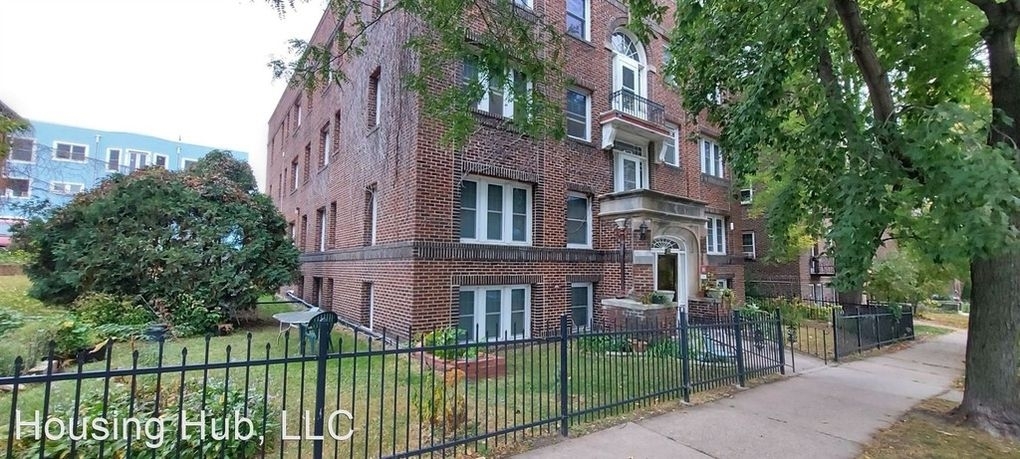 Primary Photo - Park View Apartments