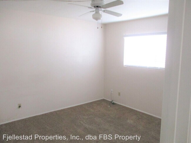 Building Photo - Z1309 S Juniper St