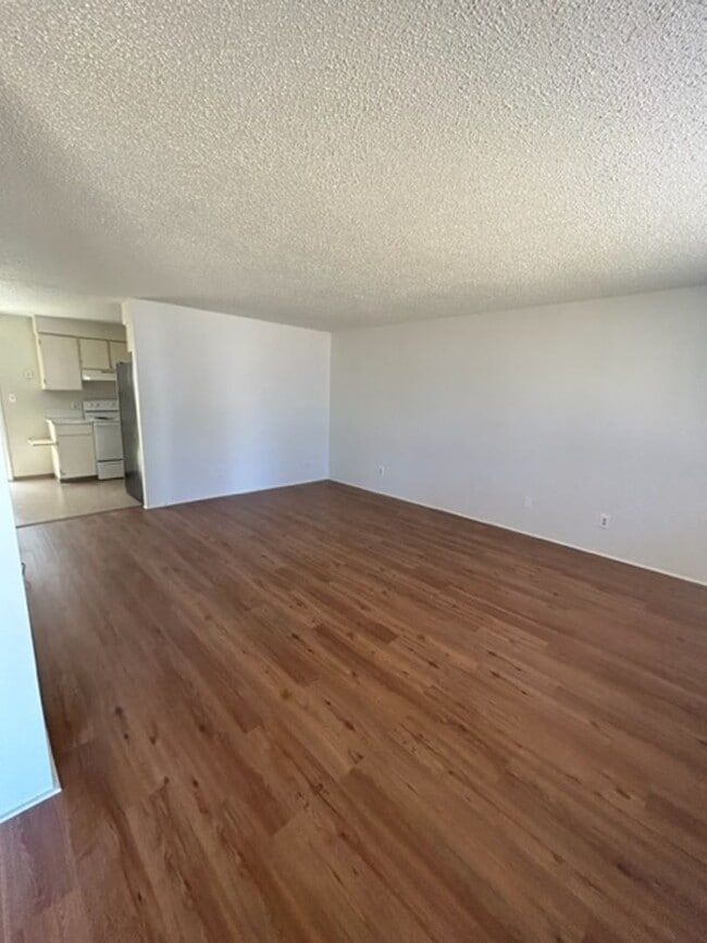 Foto del edificio - 1125-1129 Van Buren Ave