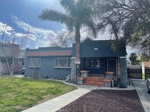 Building Photo - 311 S Harvard St