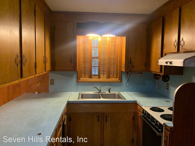 Building Photo - 3 br, 1.5 bath House - 33 Dixie Park Drive