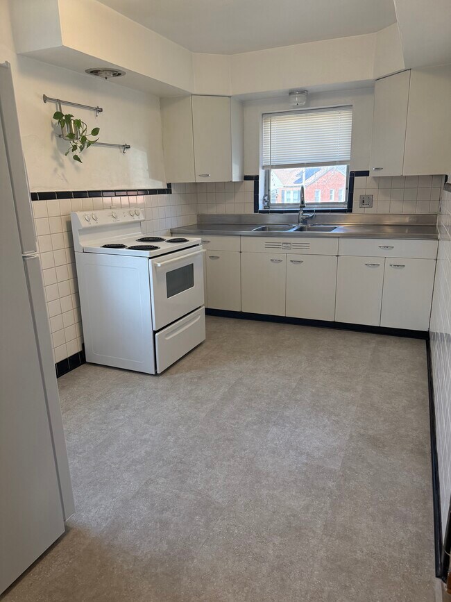 Foto del edificio - 4605 Jamieson Ave