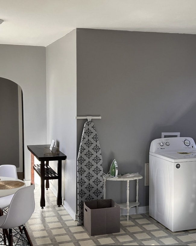 Foto del edificio - 111 N Black River St